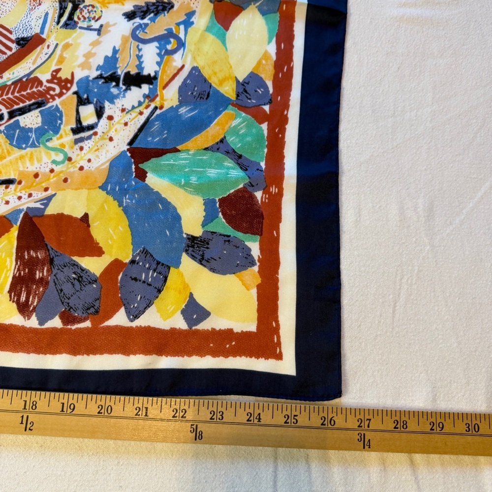 Designer Look Colorful Scarf Chacun‎ Fait Son Nid 26" X 26" Navy Multicolor - Picture 8 of 9